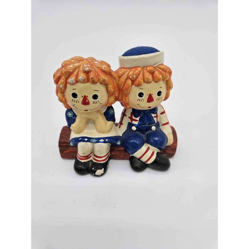 Vintage 1970's? Norleans Raggedy Ann & Andy Sitting On A Log Figurine READ